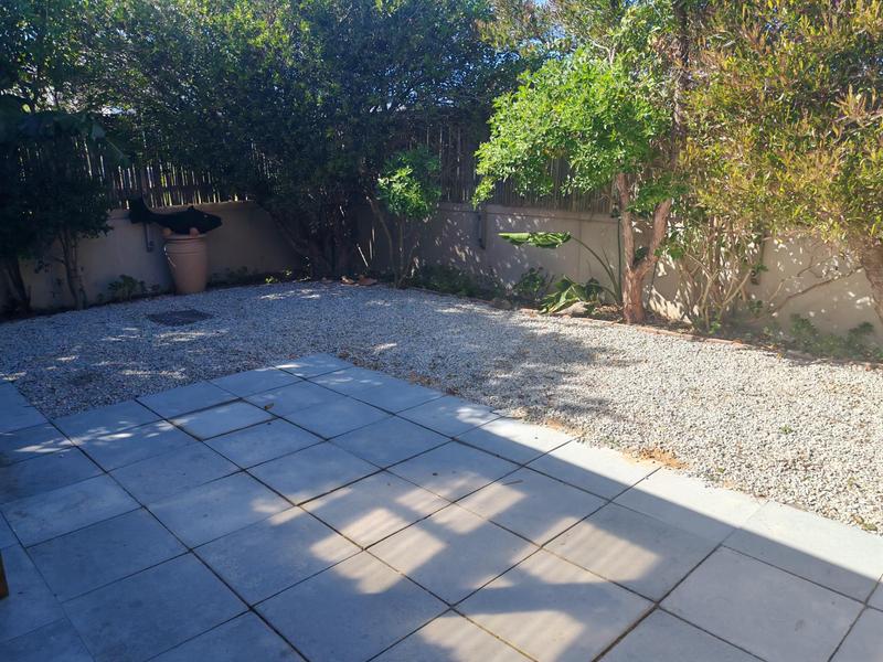 To Let 1 Bedroom Property for Rent in Vermont Western Cape